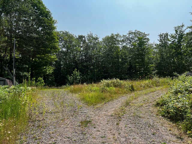 154 Neejee Rd, Negaunee, MI 49866