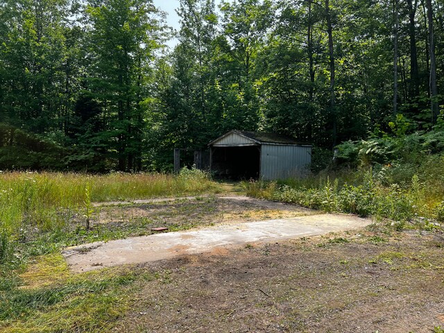 154 Neejee Rd, Negaunee, MI 49866
