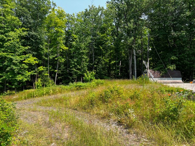 154 Neejee Rd, Negaunee, MI 49866