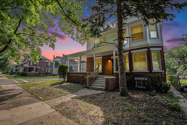 view of front of house with covered porch