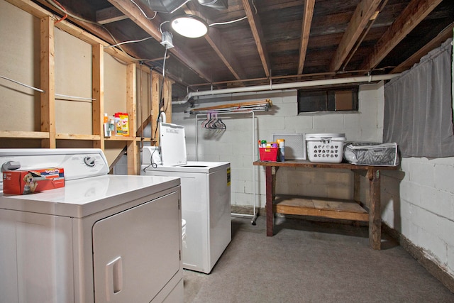 laundry room featuring washer and dryer