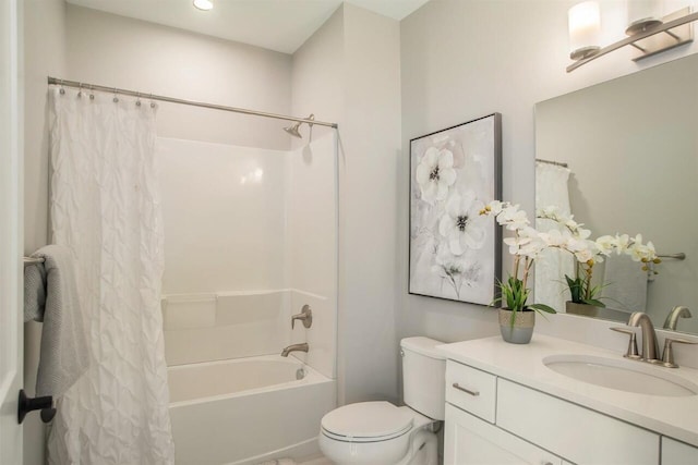 637 Woodland Dr, Dexter, MI 48130 - full bath featuring vanity, shower / bath combo, and toilet