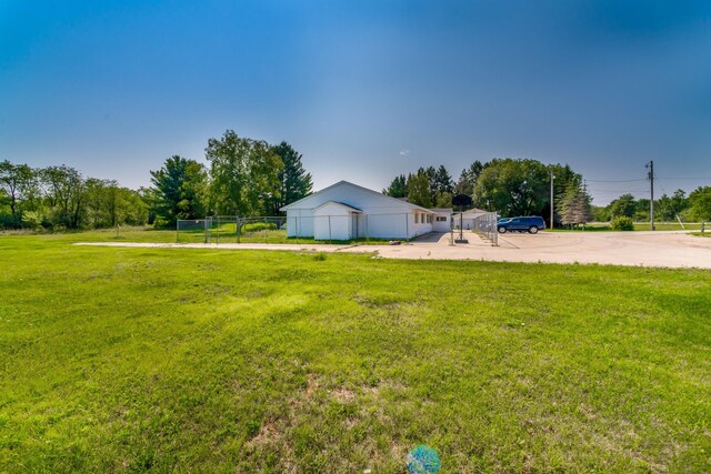9284 M-35, Gladstone, MI 49837 - view of yard