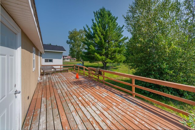 9284 M-35, Gladstone, MI 49837 - deck with a yard