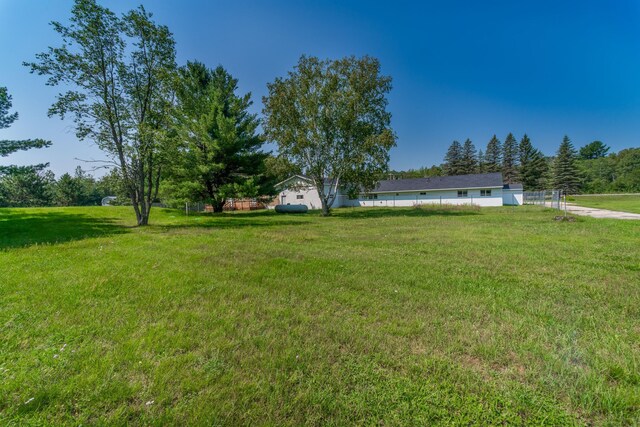 9284 M-35, Gladstone, MI 49837 - view of green lawn