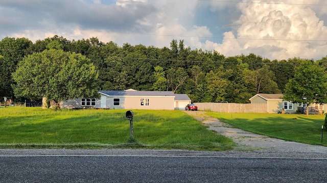 7306 N Bray Rd, Mount Morris, MI 48458 - ranch-style home with driveway