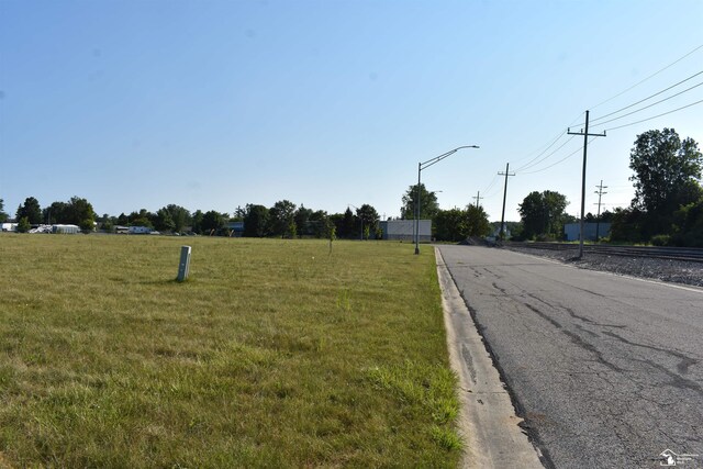 320 Squires Dr, Milan, MI 48160