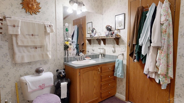 bathroom featuring vanity