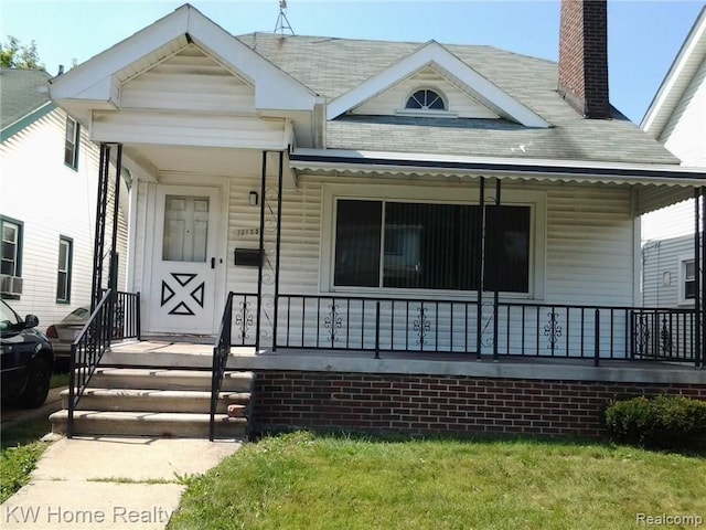 view of front of house featuring covered porch