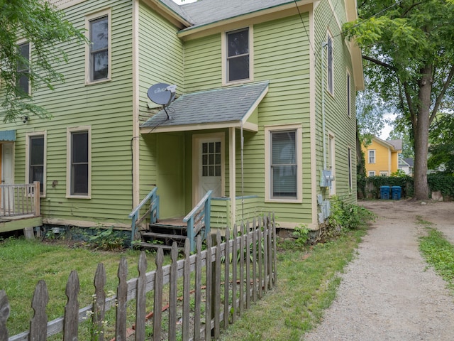 view of front of house