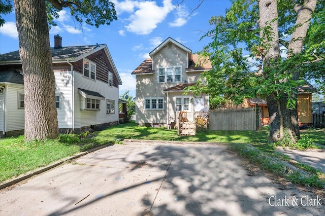 view of front of house