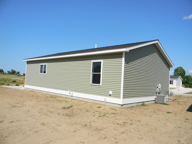 view of property exterior