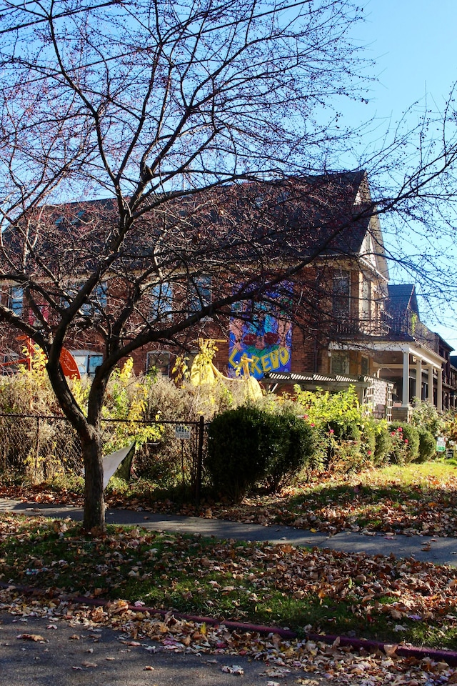 view of side of property