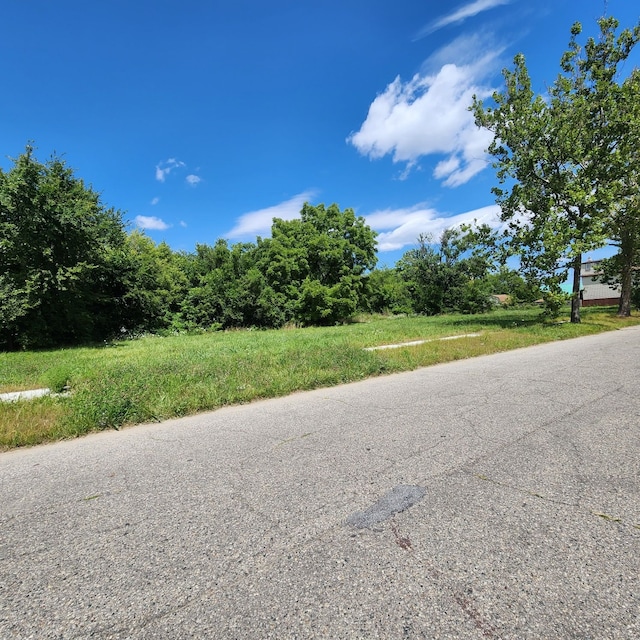945 E Euclid St, Detroit, MI 48211