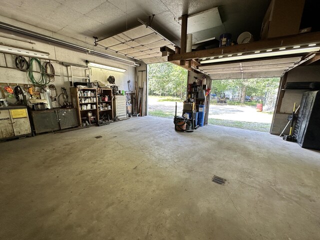 2717 N Sherman Rd, Ludington, MI 49431 - view of garage