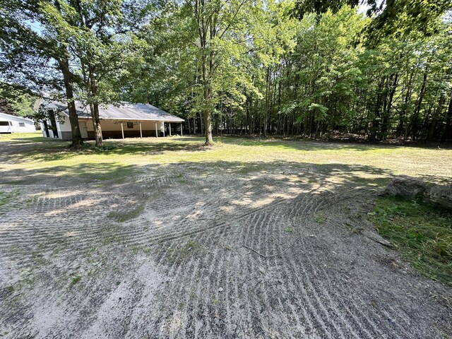 2717 N Sherman Rd, Ludington, MI 49431 - view of yard