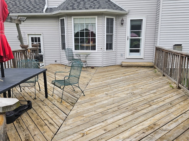 view of wooden deck