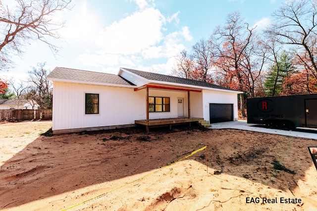 view of front of home featuring a garage