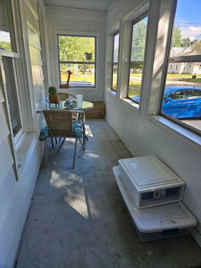 view of sunroom / solarium