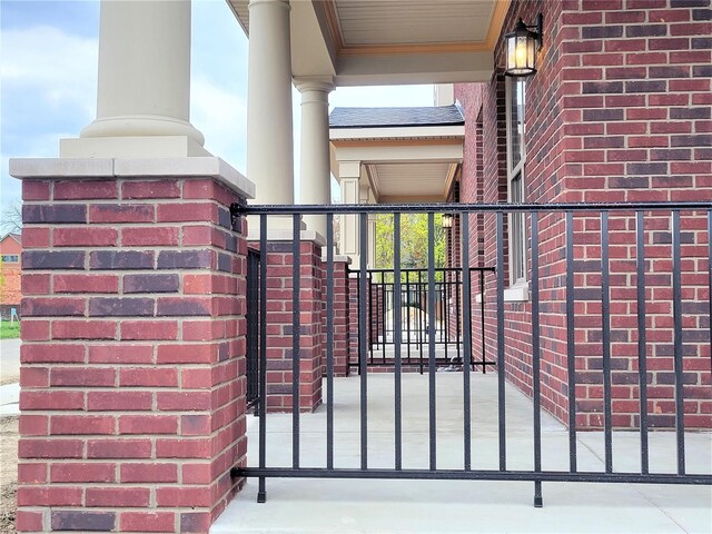 1361 W Canfield St, Detroit, MI 48208 - view of gate