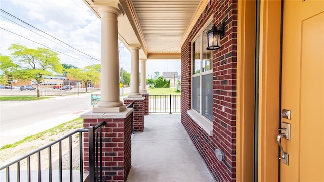 view of patio / terrace with covered porch