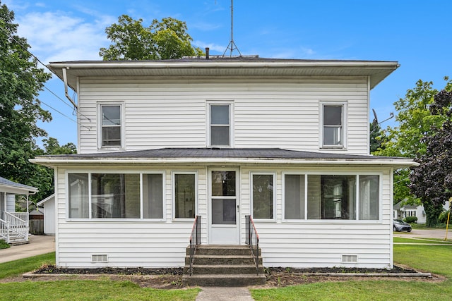 view of front of house with a front yard