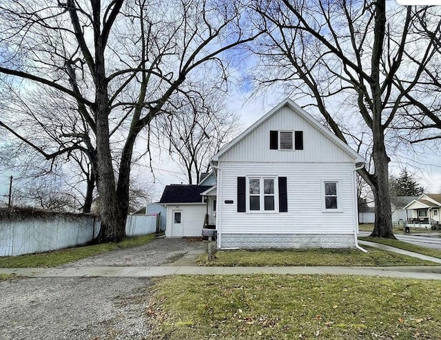 827 Elk St, Port Huron MI, 48060, 3 bedrooms, 1 bath house for sale