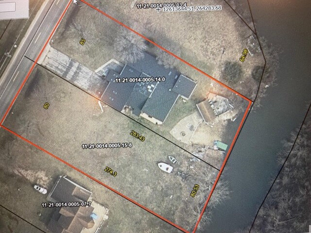 5419 N Watervliet Rd, Watervliet, MI 49098 - aerial map of property and surrounding area with property parcel outlined