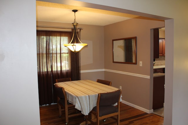 29352 Medburn Ct, Farmington Hills, MI 48336 - dining area with baseboards and wood finished floors