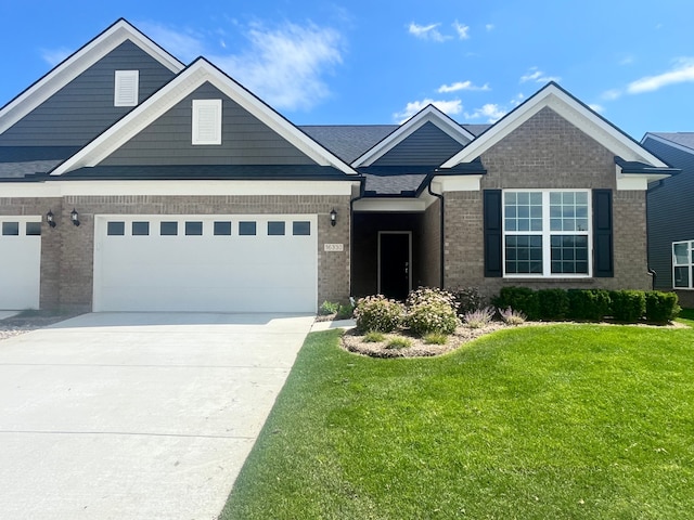 view of front of house with a front lawn