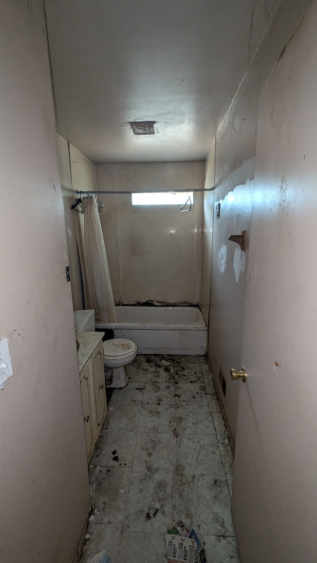14025 Dacosta St, Detroit, MI 48223 - bathroom with shower / bath combination with curtain, toilet, and vanity