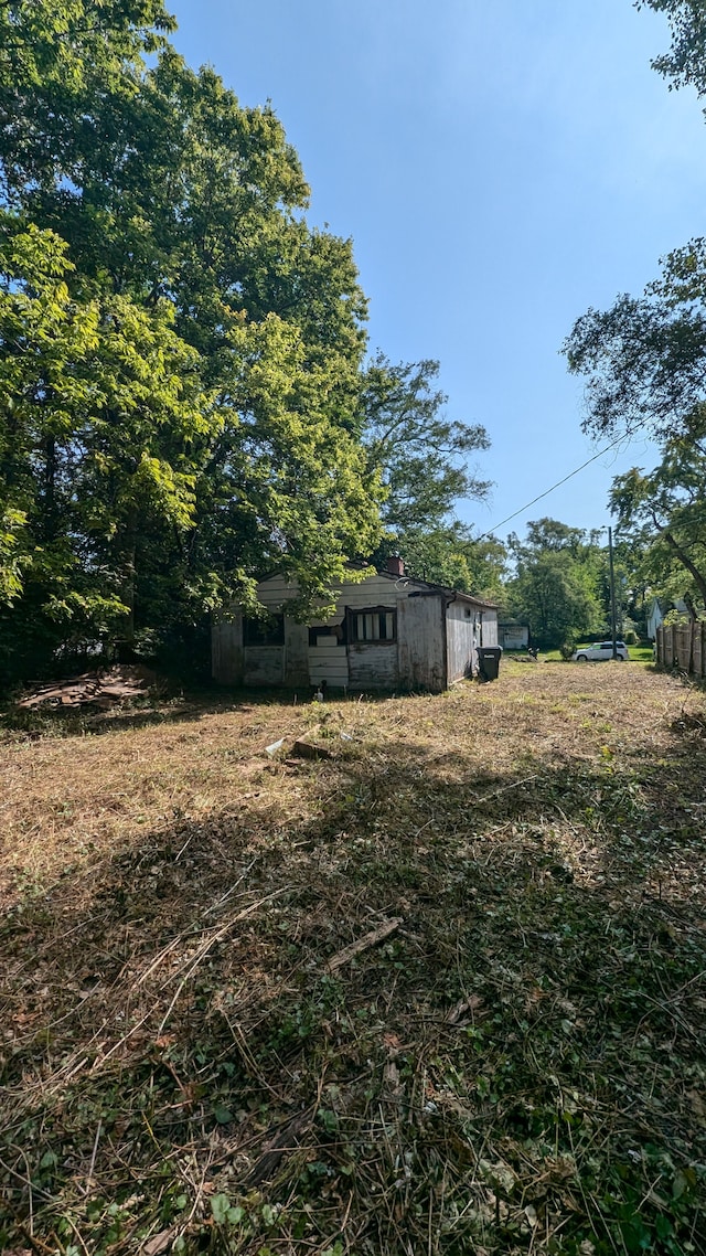14025 Dacosta St, Detroit, MI 48223 - view of yard