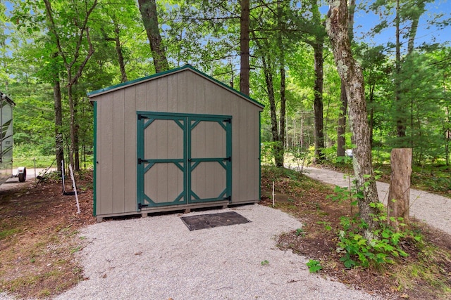 view of outbuilding