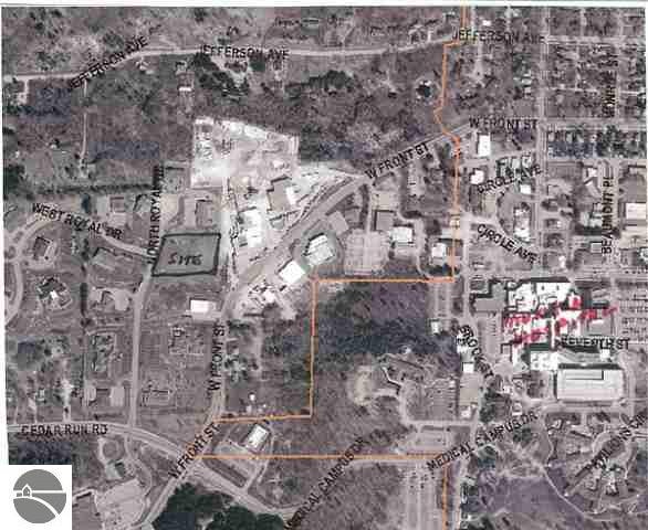 5208 N Royal Dr, Traverse City, MI 49684 - photo 1