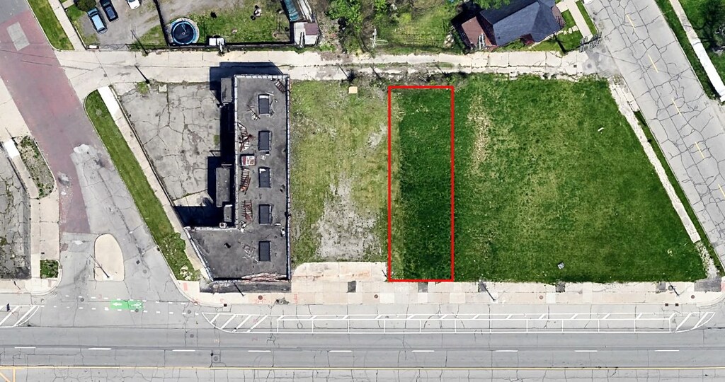 3930 Michigan Ave, Detroit, MI 48216 - photo 2