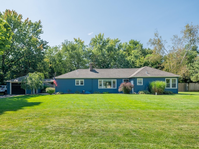 view of front of property with a front yard