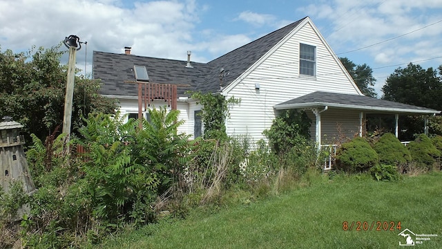 view of property exterior