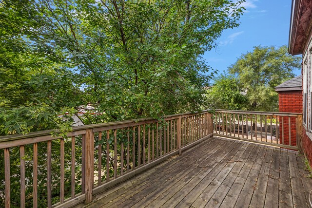 414 Horton St, Detroit, MI 48202 - view of wooden terrace