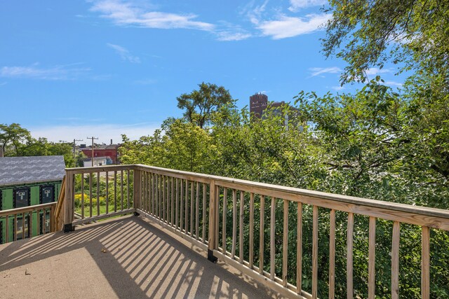 414 Horton St, Detroit, MI 48202 - view of wooden terrace