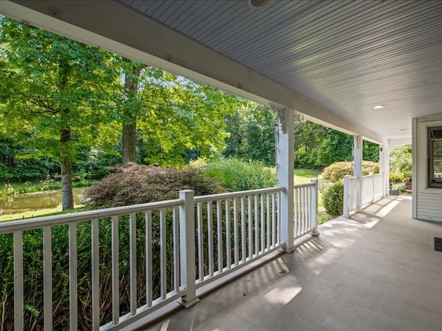 view of patio featuring a porch