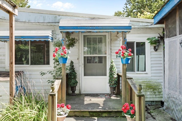 view of doorway to property