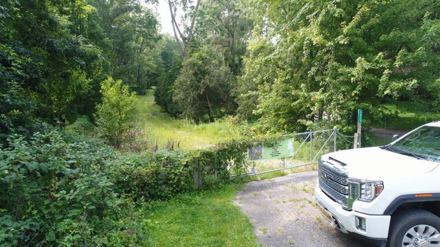 1515 Rulane Dr, Lapeer, MI 48446
