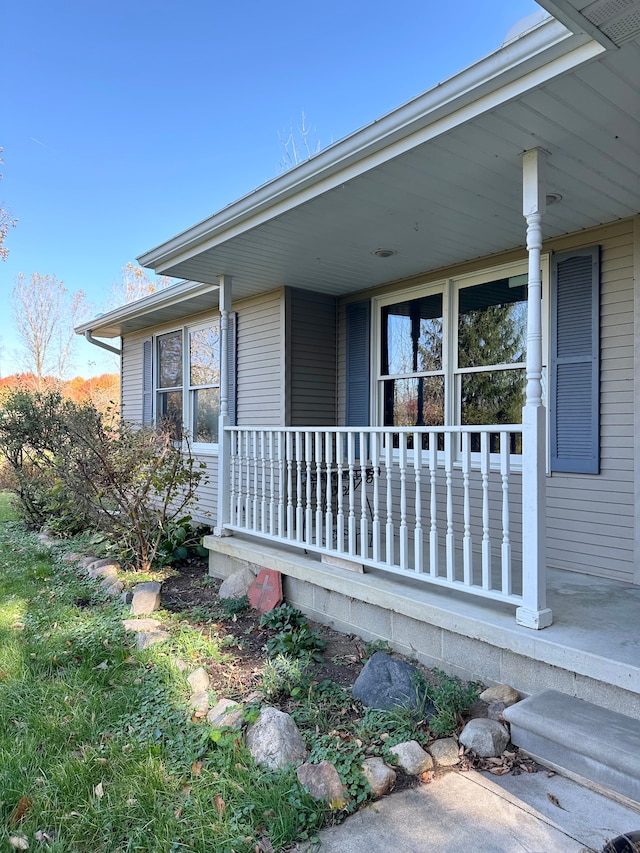 property entrance with a porch