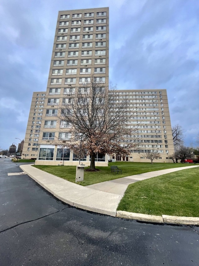 view of building exterior