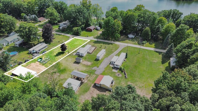 6662 Lorne Dr, Pentwater, MI 49449 - aerial view of property's location featuring property parcel outlined and a large body of water