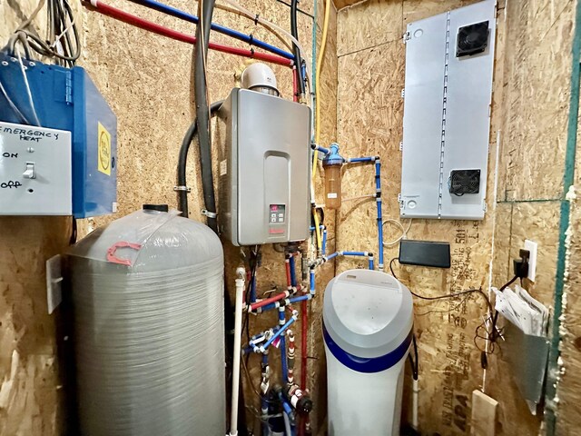 2144 N Jacobson Rd, Suttons Bay, MI 49682 - utilities featuring electric panel