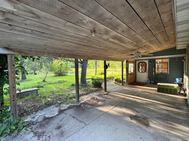 view of patio with ceiling fan
