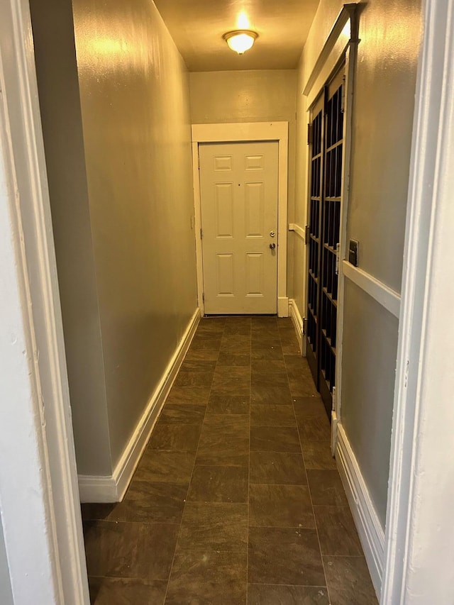 1408 E Main St, Kalamazoo, MI 49048 - hallway featuring baseboards