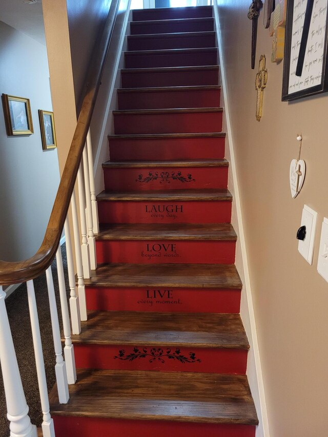 77 Maple Ln, Coldwater, MI 49036 - view of stairs