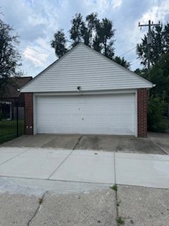 14257 Warwick St, Detroit, MI 48223 - view of detached garage